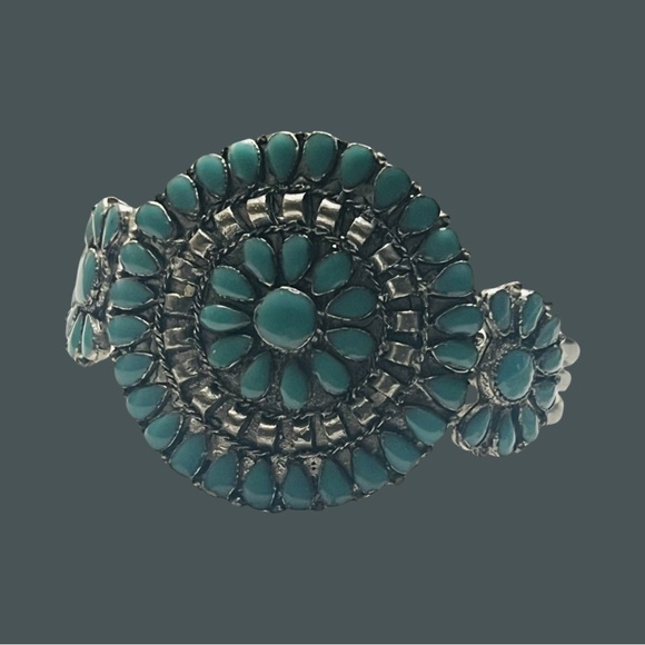 Native American Sterling Silver Hand Made Turquoise Cluster Cuff Bracelet - Picture 7 of 9